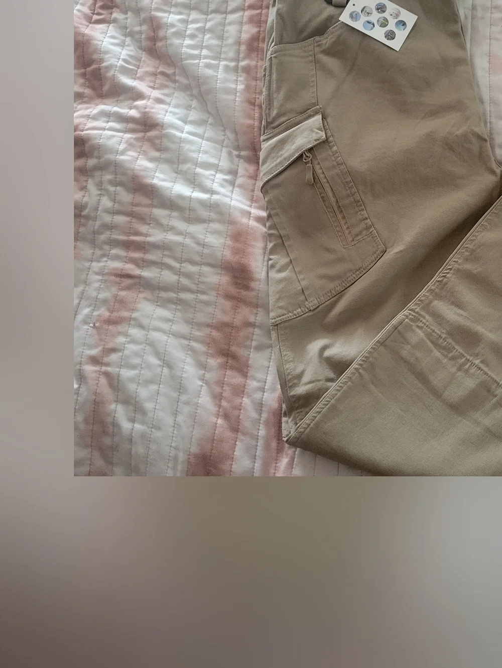 Men's Khaki Cargo Pants with Multiple Utility Pockets NWT 34X34 - Picture 3 of 4